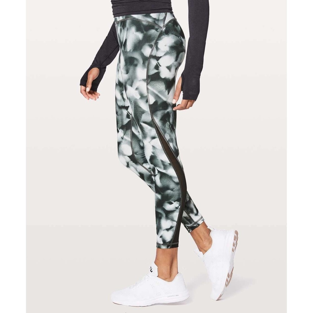Lululemon High Times Pant 7/8 Mesh Leggings In Flux Multi Black White Size 4